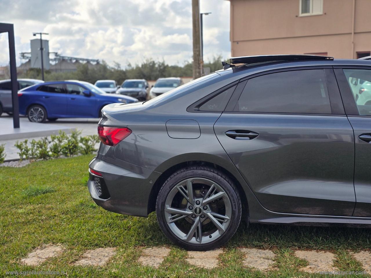 AUDI A3 Sedan 30 TDI S line TETTUCCIO