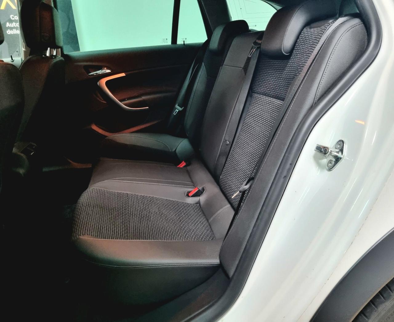 OPEL INSIGNA 2.0 CDTI 170CV 4x4 COUNTRY TOURER