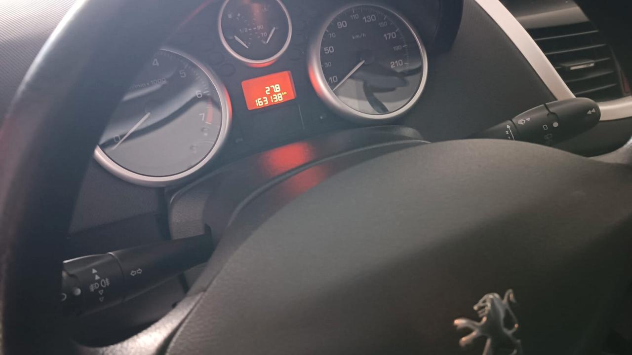 Peugeot 207 1.4 8V 75CV SW Energie ECO GPL