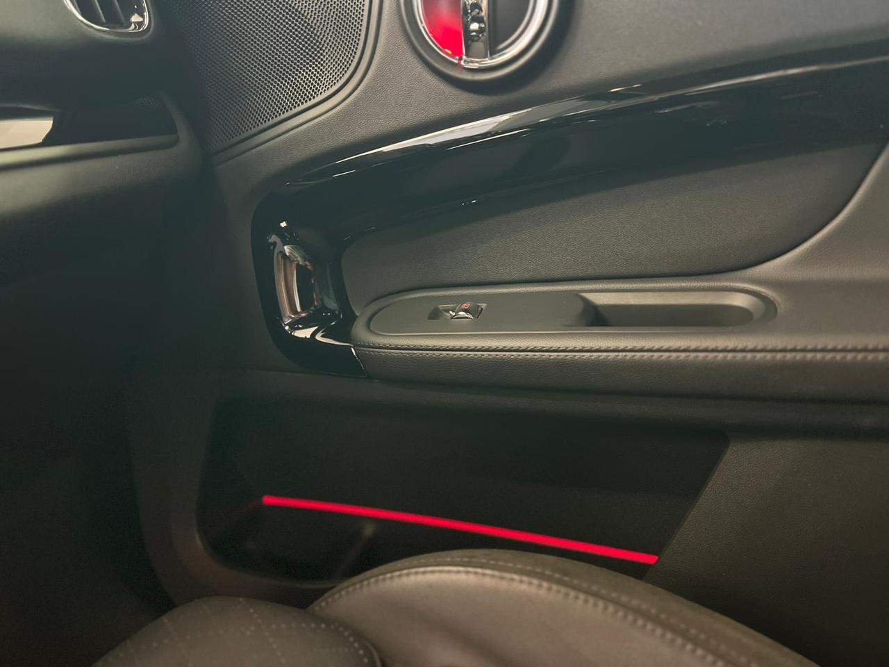 Mini Cooper Countryman 2.0 SD Hype Automatica
