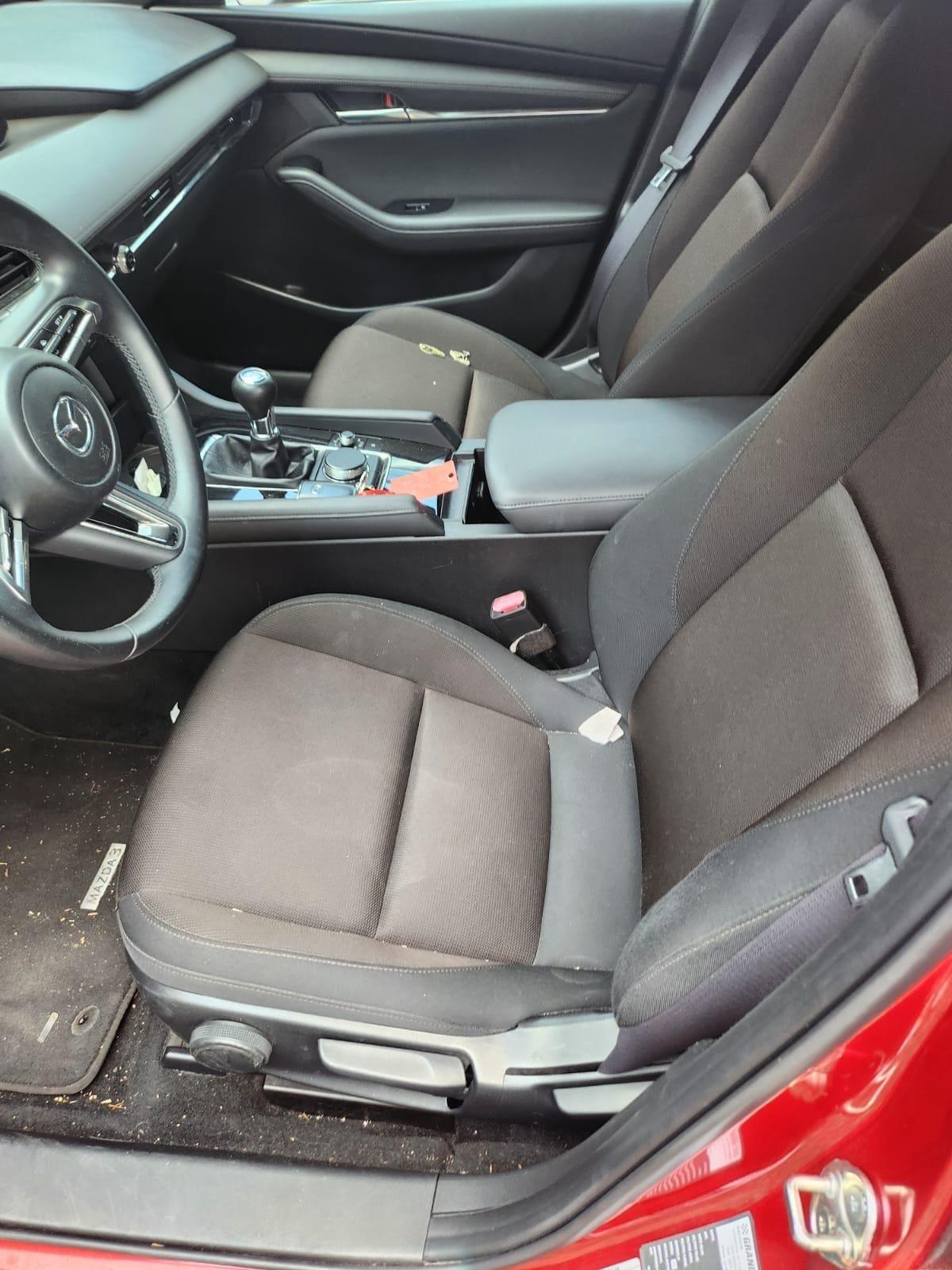 Mazda 3 Mazda3 2.0L e-Skyactiv-G M Hybrid Exclusive