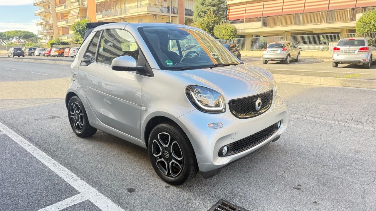 Smart ForTwo 90 0.9 T twinamic cabrio Prime LED NAVI KAMERA JBL CERCHI 15 PDC BLUETOOTH SEDILI RISCALDATI