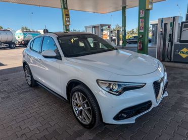 Alfa Romeo Stelvio 2.2 210 CV AT8 Q4 TETTO/PELLE/20"