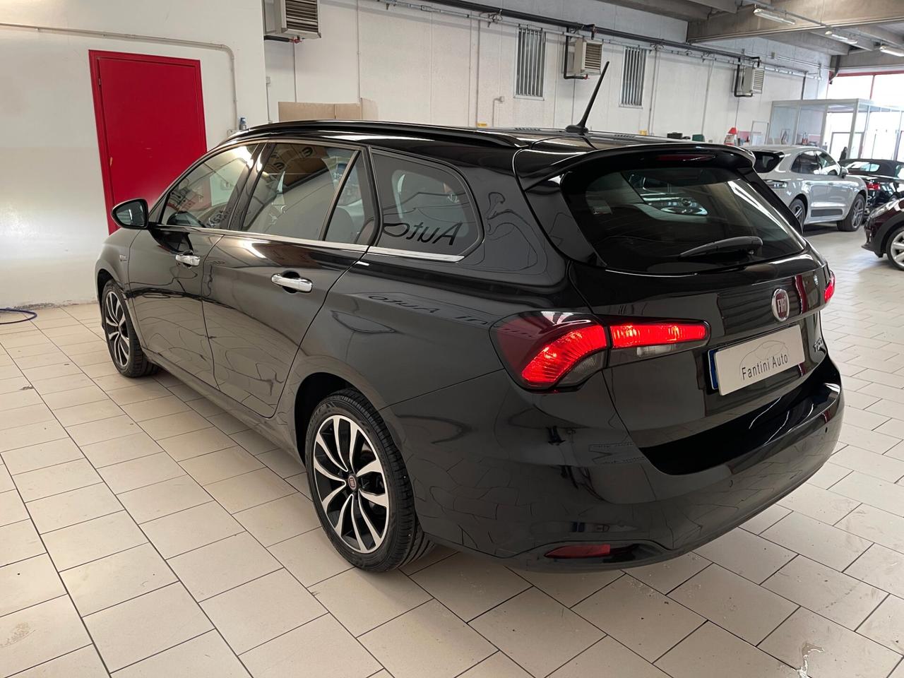 Fiat Tipo SW Lounge 1.6 mjt 120cv-Ok Neopatent-LEGGI SOTTO