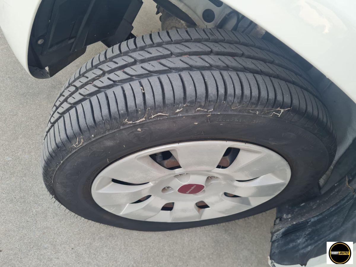 FIAT Panda 1.2 Benzina-16.000 Km-Neopatentati