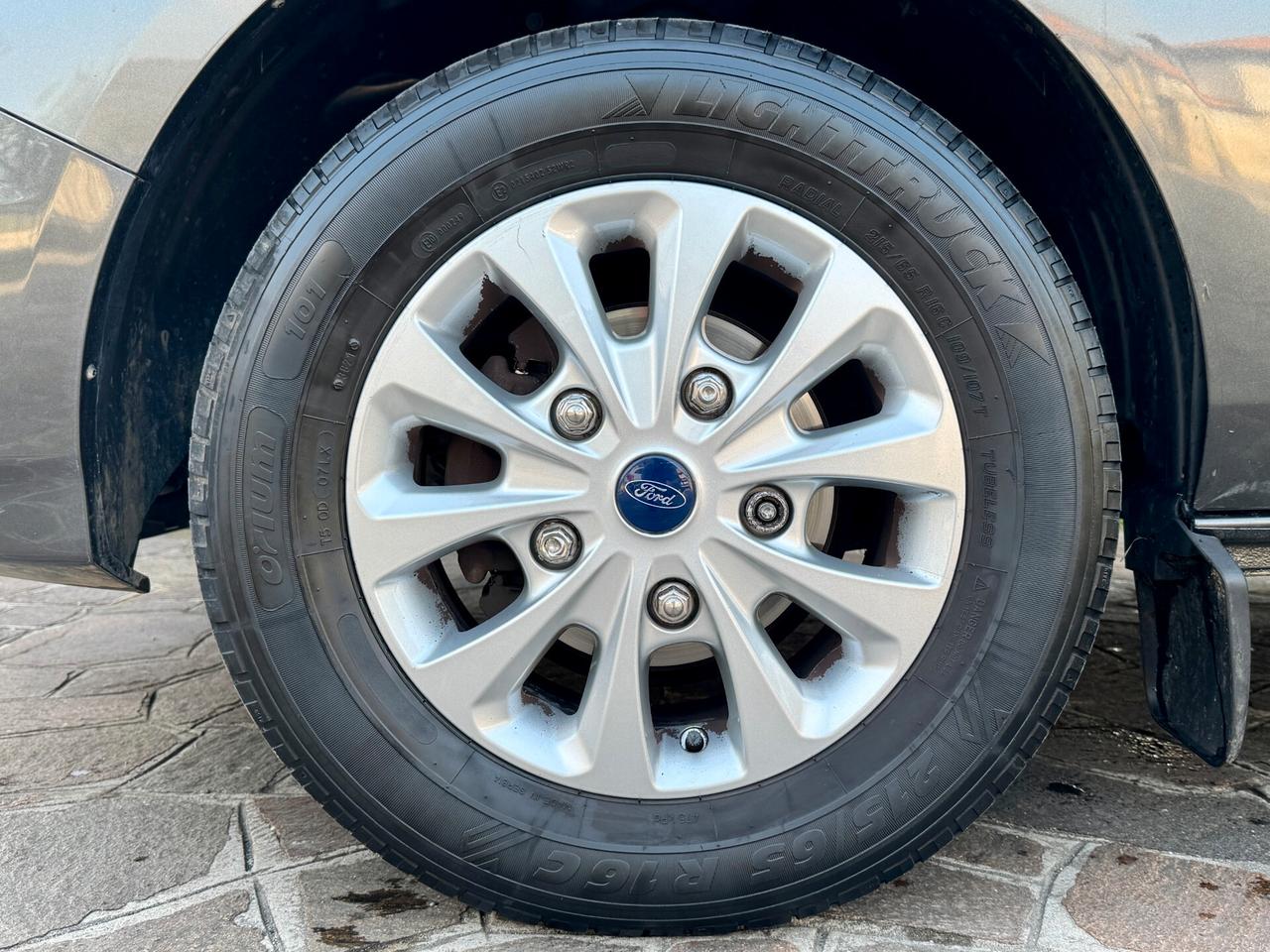 Ford Transit Custom 300 2.0 TDCi 130 PC Furgone Titanium