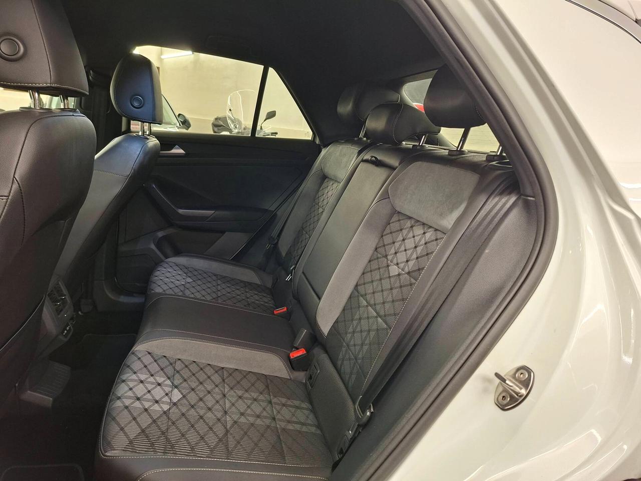 Volkswagen T-Roc 2.0 TDI SCR 150 CV DSG R-Line