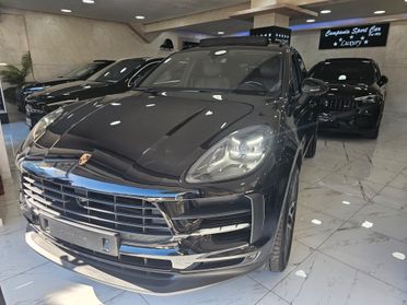 NUOVA PORSCHE MACAN TURBO 2.0 BENZINA 245CV - TETTO PANORAMICO APRIBILE