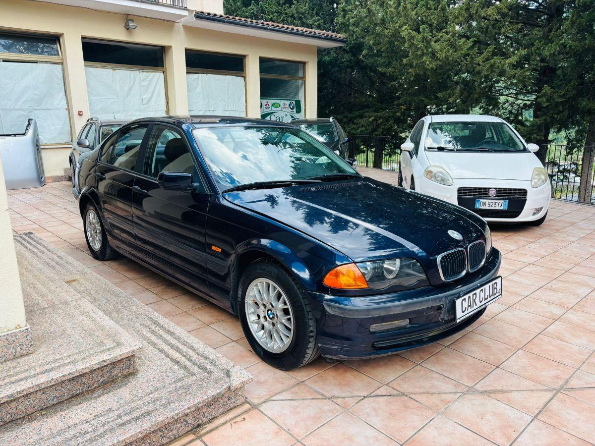 BMW - Serie 3 - 318i 4 porte