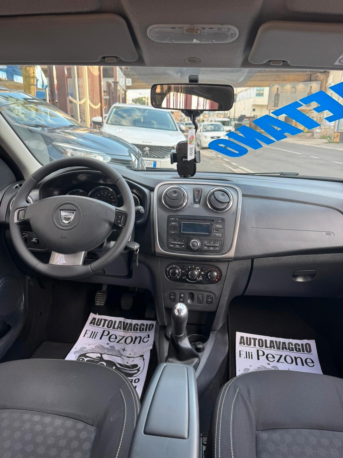 Dacia Sandero 1.2 75CV Lauréate METANO