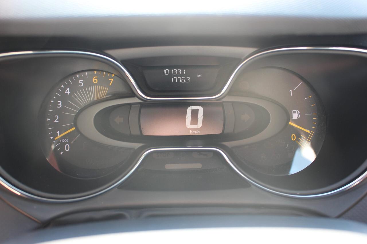 Renault Captur *PREZZO VERO* 0.9 tce 90 CV NEOPATENTATI OK TAGLIANDATA GARANZIA 12 MESI
