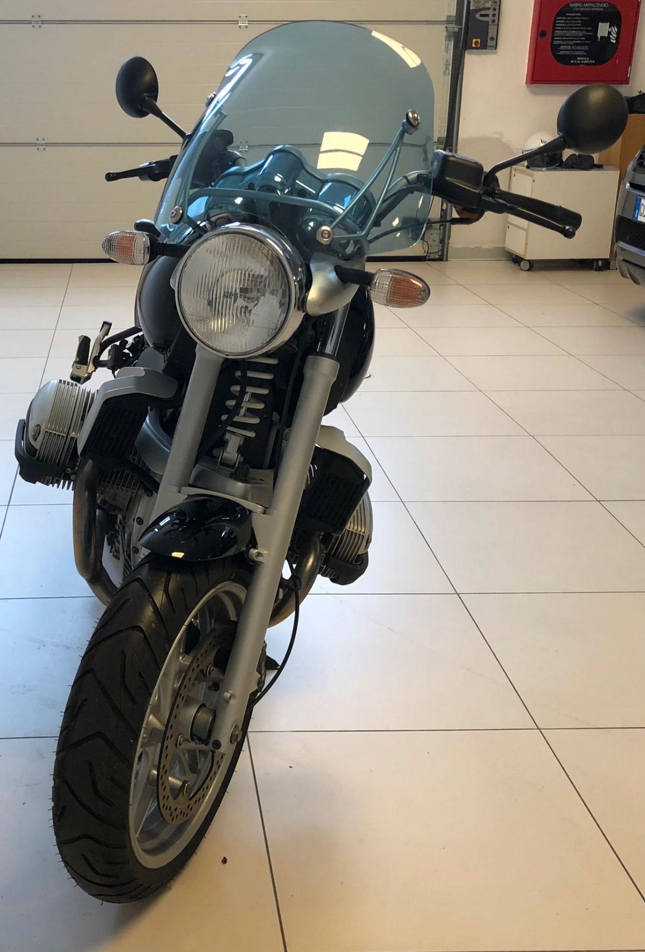 R 850 R