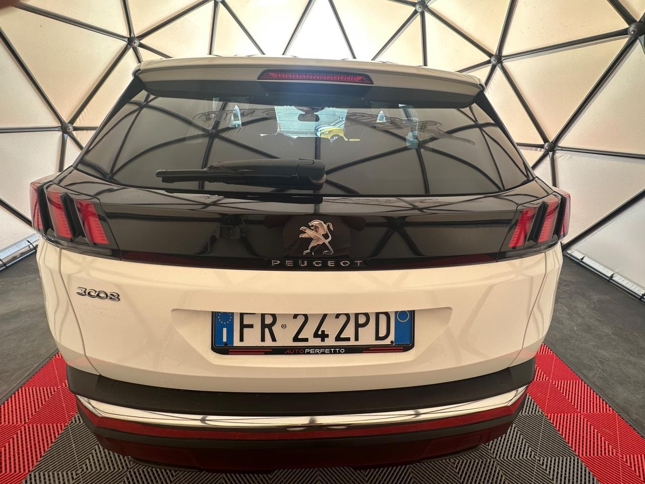 Peugeot 3008 BlueHDi 130 S&S Allure