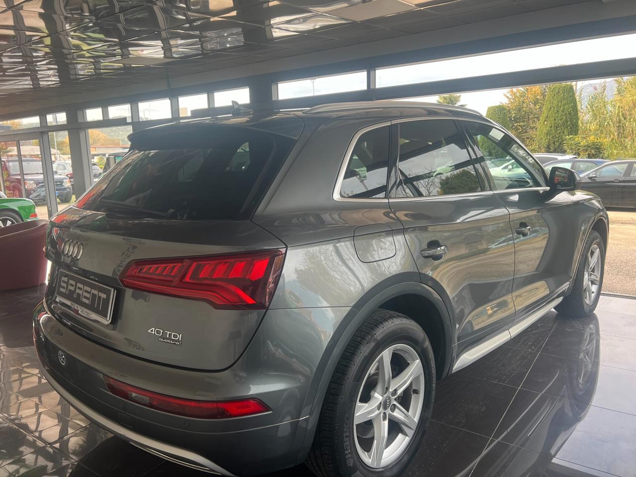 Audi Q5 2.0 TDI 190 CV quattro S tronic /LED/PELLE/NAVI/CAMERA/LUCI AMBIENTE /SERVICE BOOK