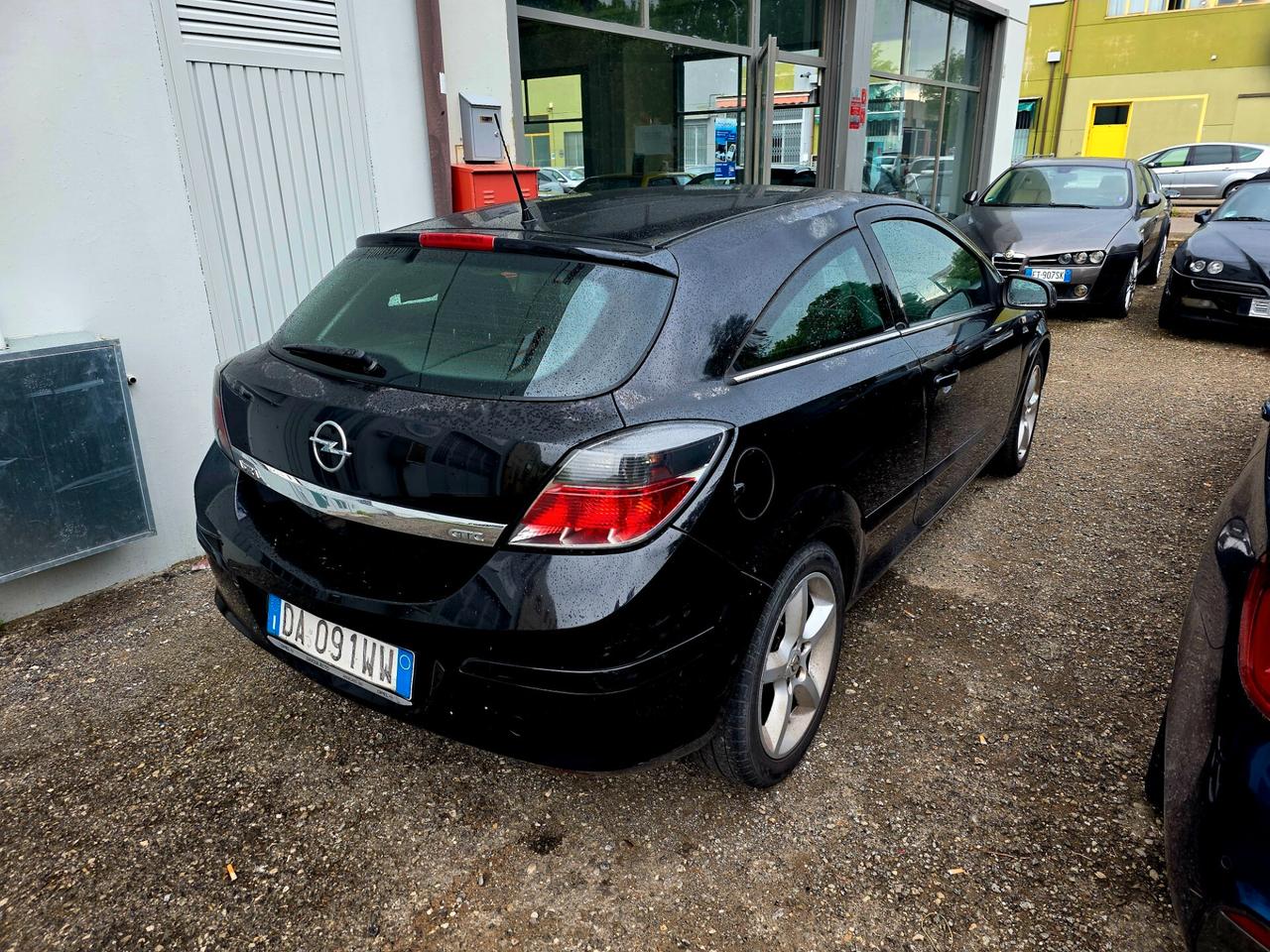Opel Astra GTC 1.7 CDTI 101CV 3 porte Sport