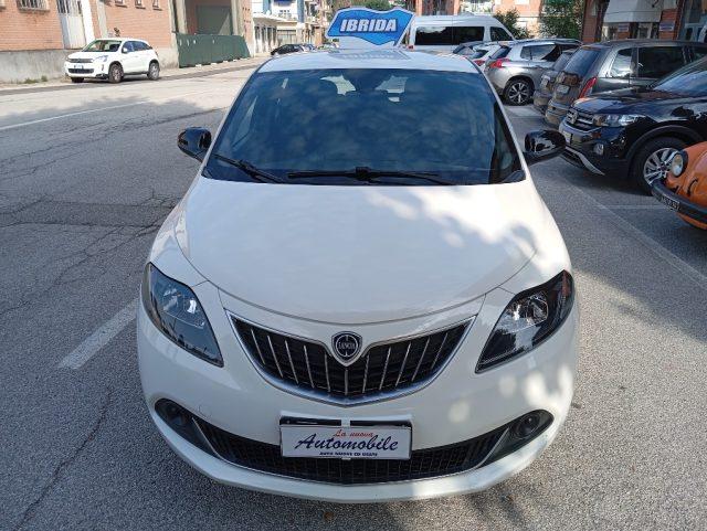 LANCIA Ypsilon 1.0 FireFly 5 porte S&S Hybrid Gold OK NEOPATENTAT