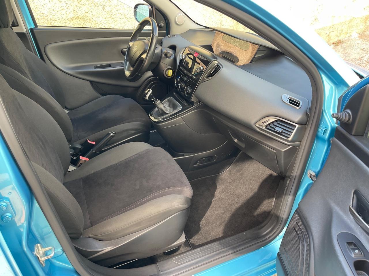 Lancia Ypsilon 1.3 MJT 16V 95 CV 5 porte S&S Elefantino