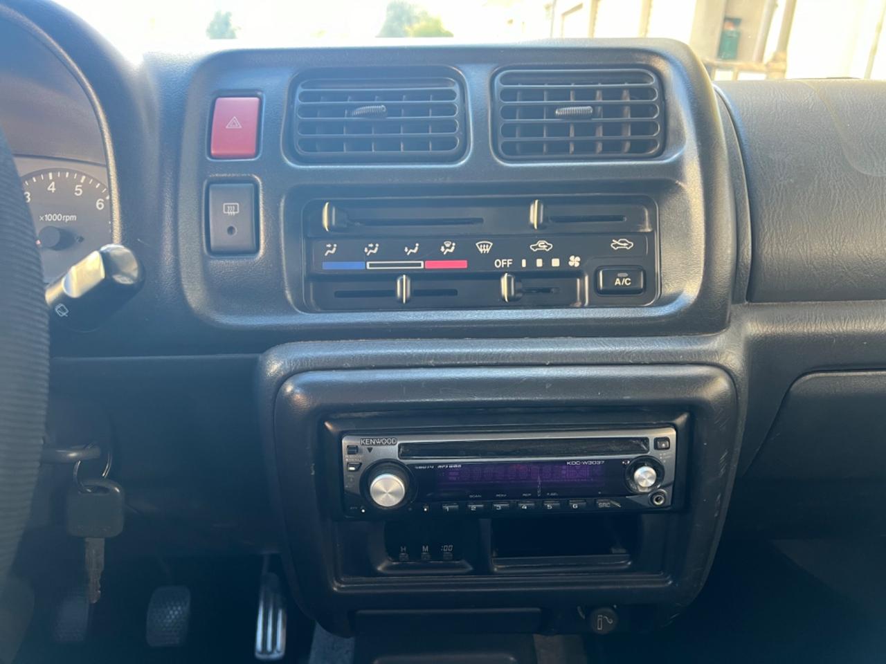 Suzuki Jimny 1.3i 16V cat 4WD JLX Mode