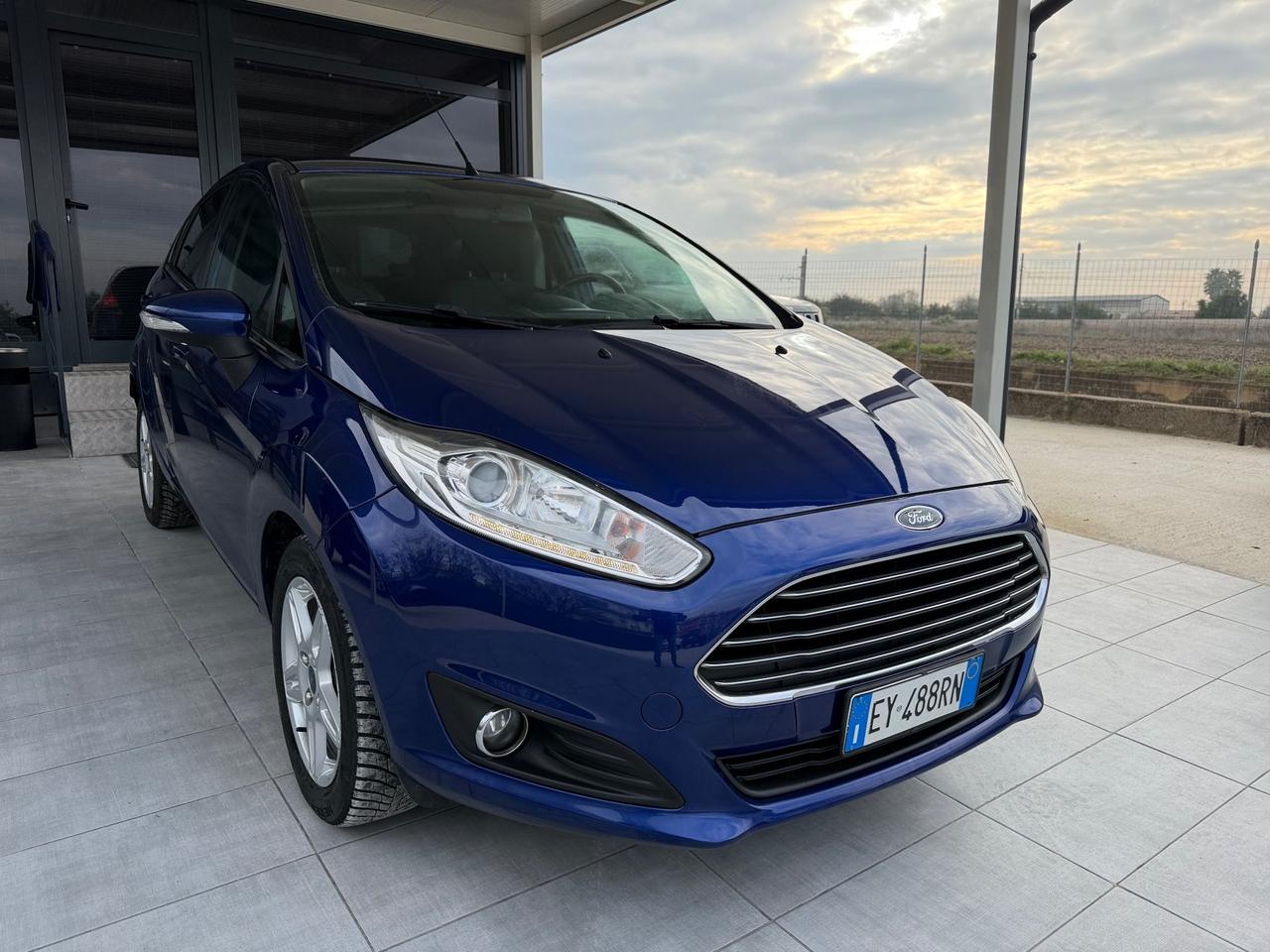 Ford Fiesta 1.2 60CV 5 porte Titanium