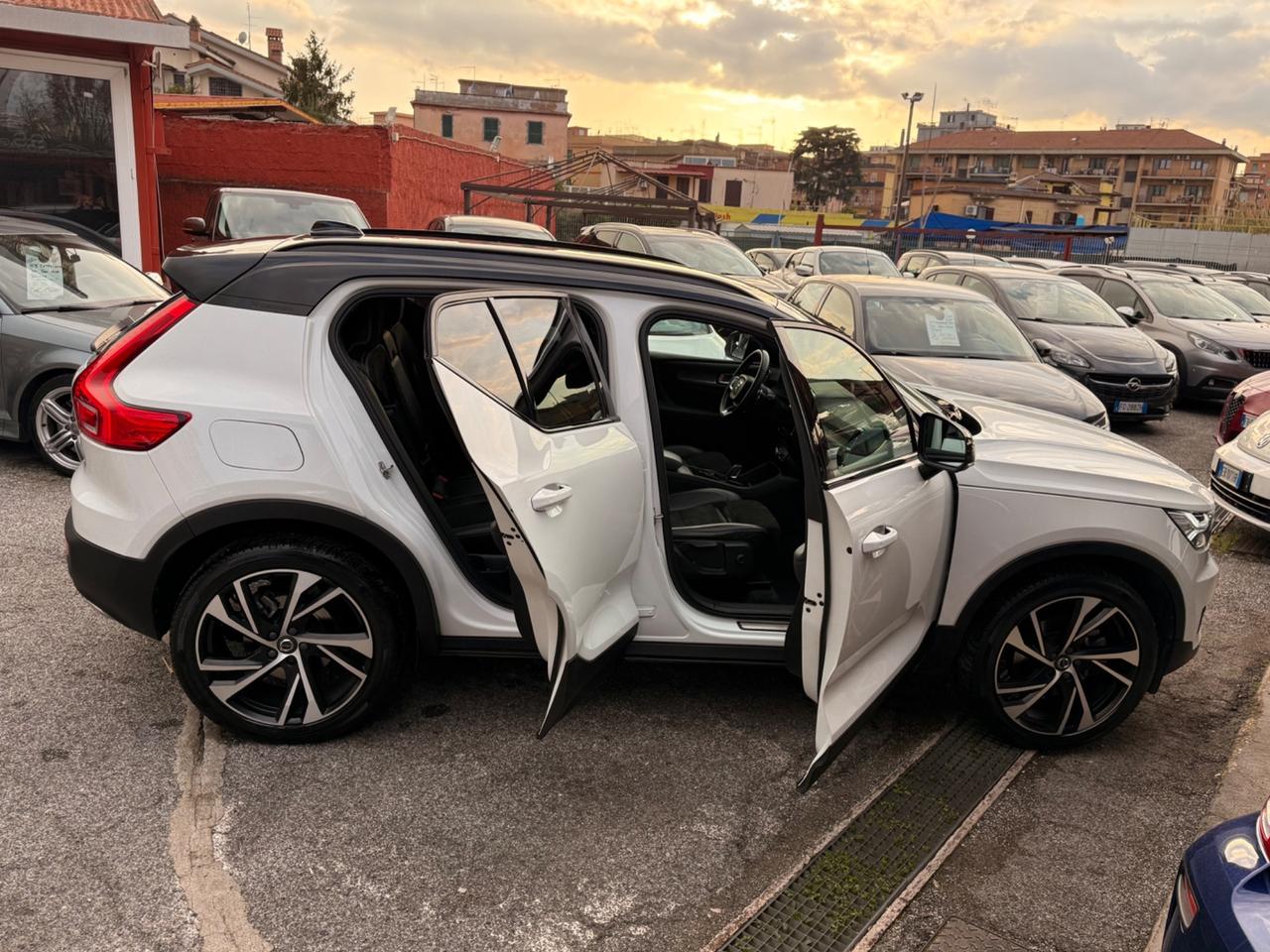 XC40 D4 AWD Geartronic R-design-unipro-