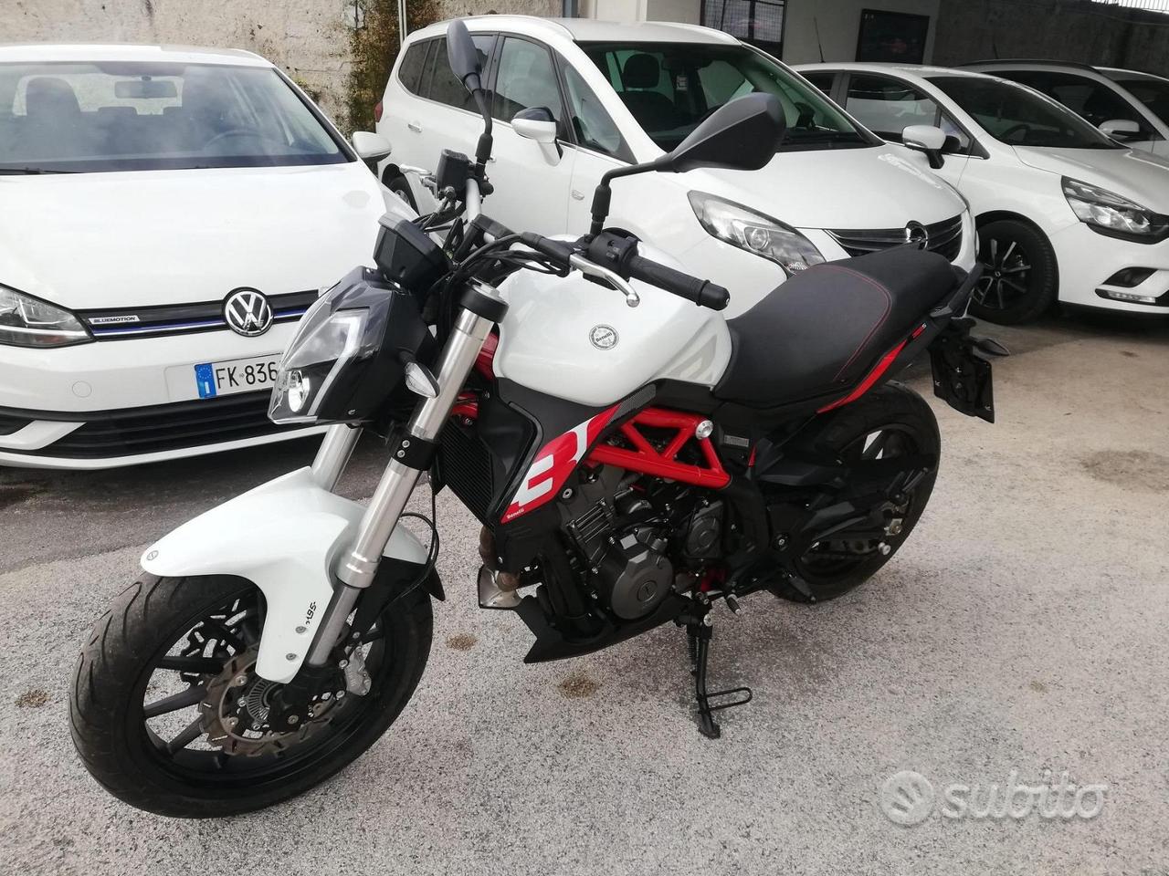 benelli 302 S 2020 pari al nuovo 2900km