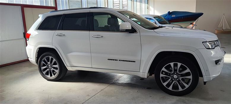 Jeep Grand Cherokee 3.0 V6 CRD 250 CV Multijet II Overland