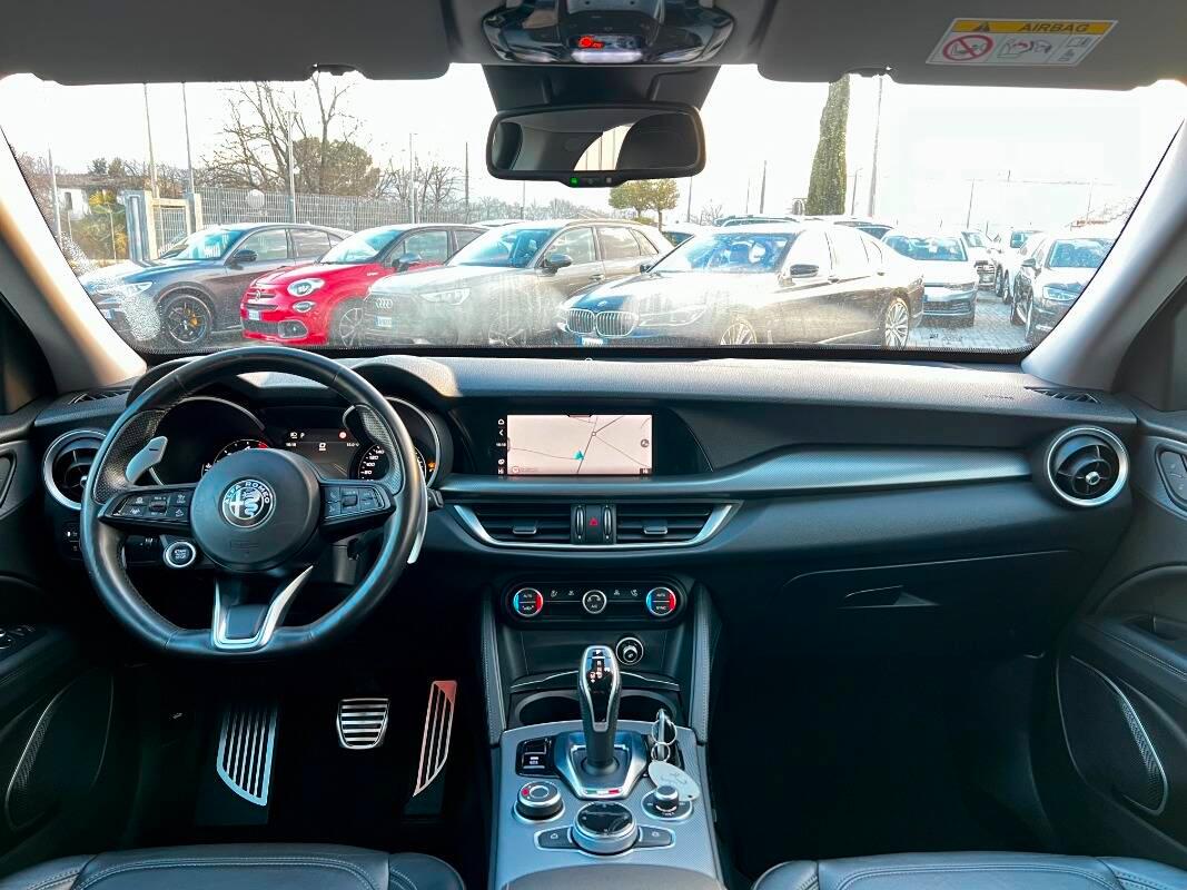 Alfa Romeo Stelvio 2.2 t Sprint Q4 190cv auto