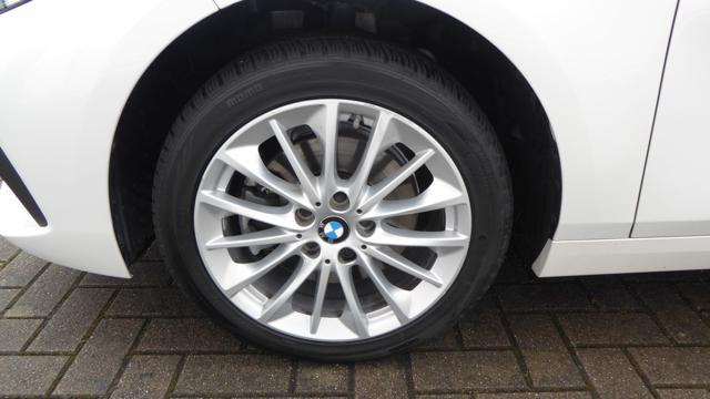 BMW 116 d 5p. Advantage Automatico