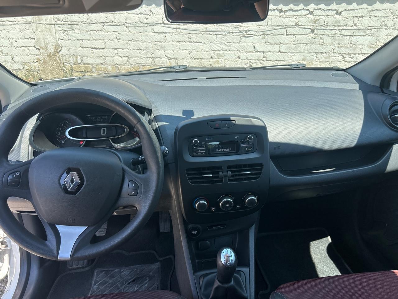 Renault Clio 1.2 75CV 5 porte Life