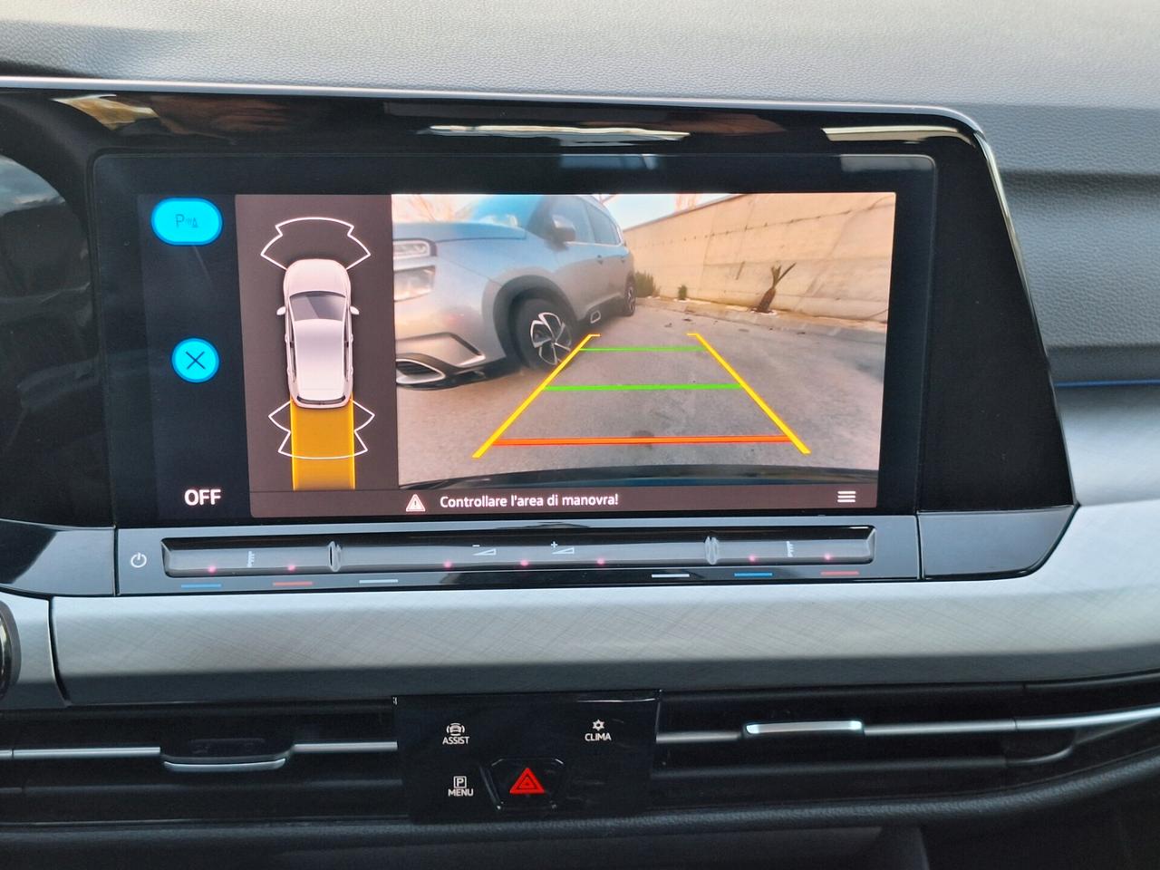 Volkswagen Golf LIFE TDI 115cv DSG NAV+RETROCAM. - 2022