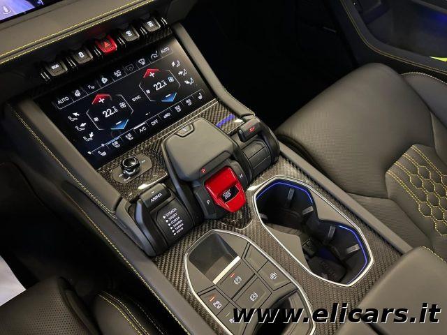 LAMBORGHINI Urus 4.0 SE