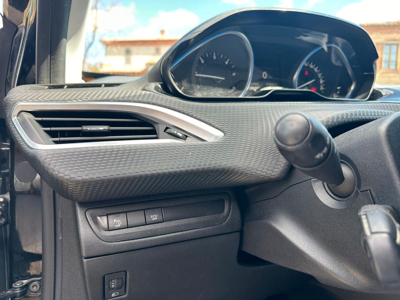 Peugeot 2008 BlueHDi 120 S&S Allure