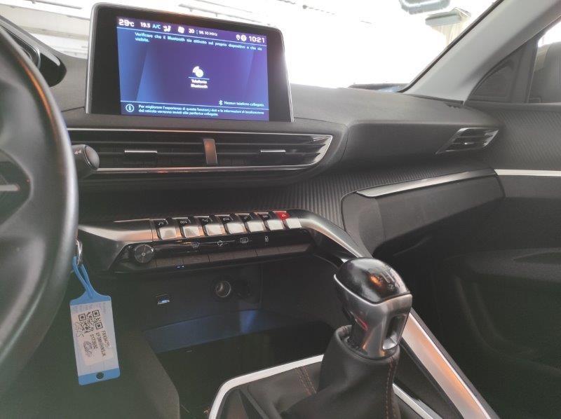 PEUGEOT 3008 2ª serie - 3008 PureTech Turbo 130 S&S Active