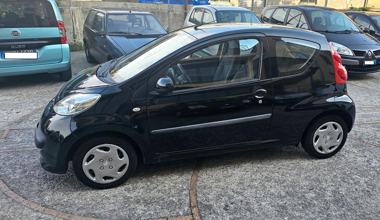 Peugeot 107 1.0 68CV 3p. TAGLIANDATA GARANZIA