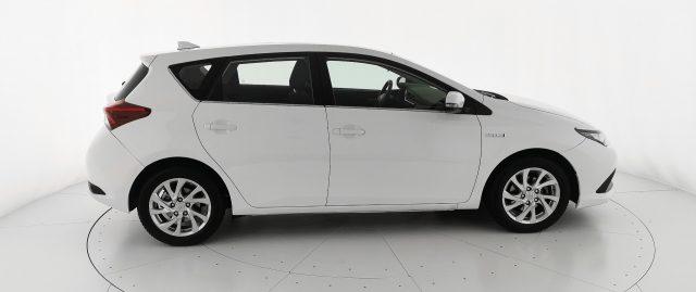 TOYOTA Auris 1.8 Hybrid Business