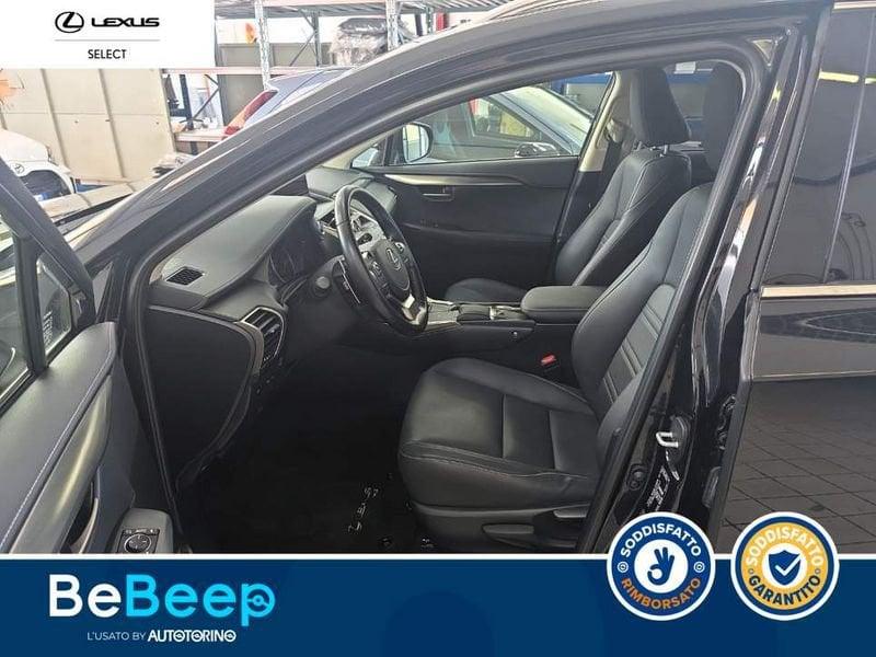 Lexus NX 300H 2.5 PREMIUM 4WD CVT
