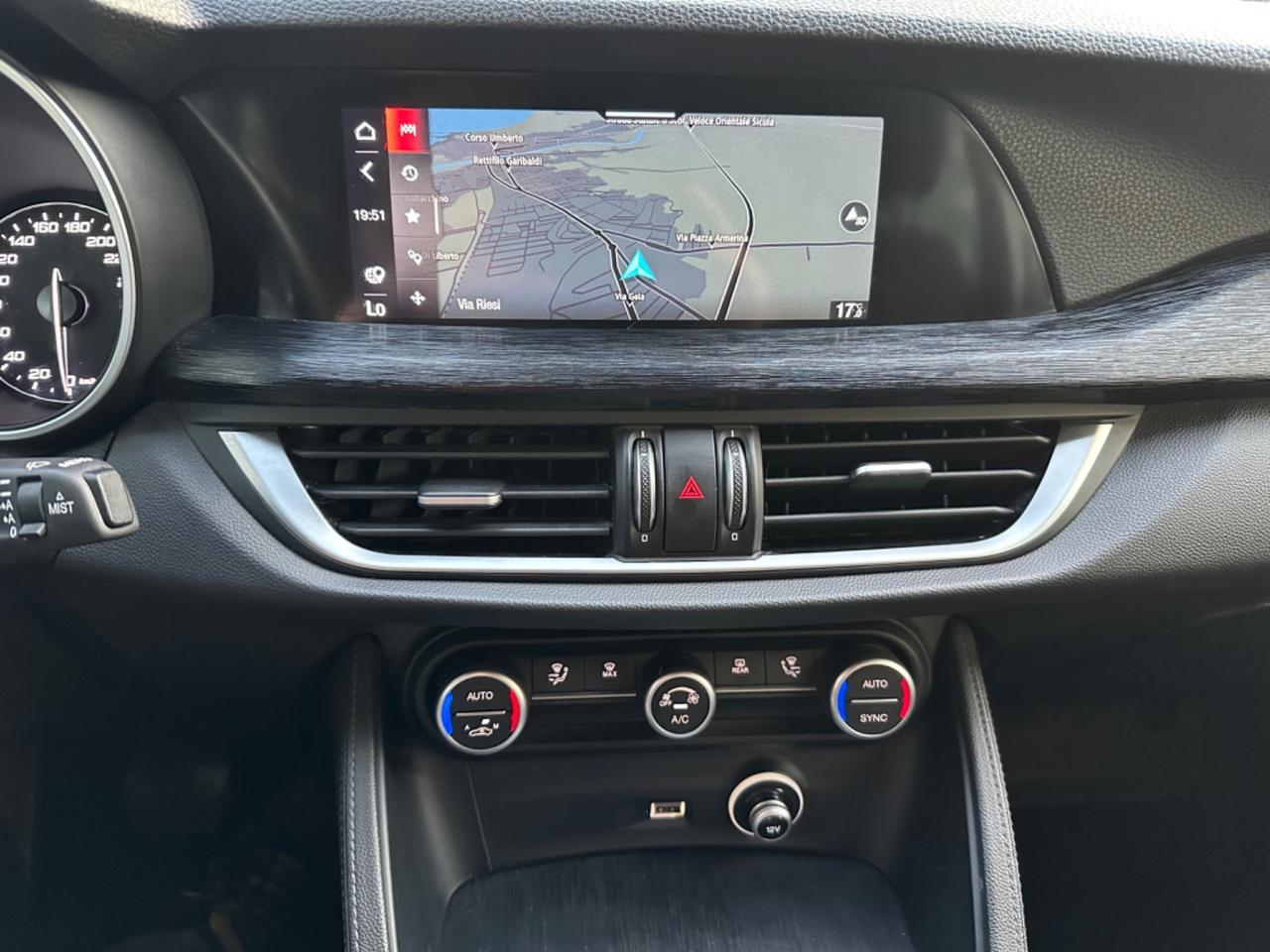 Alfa Romeo Stelvio 2.2 MJT 160 CV AT8 RWD 2021