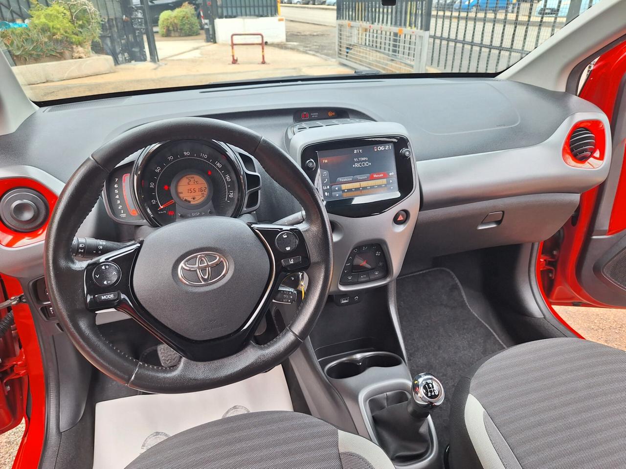 Toyota Aygo 1.0 VVT-i 5 porte x-play 2019