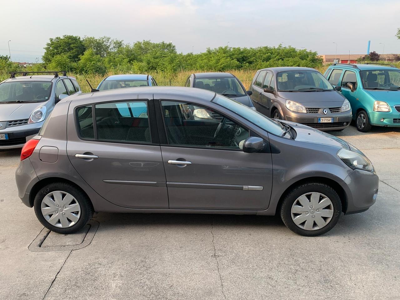 Renault Clio 1.2 16V 5 porte GPL