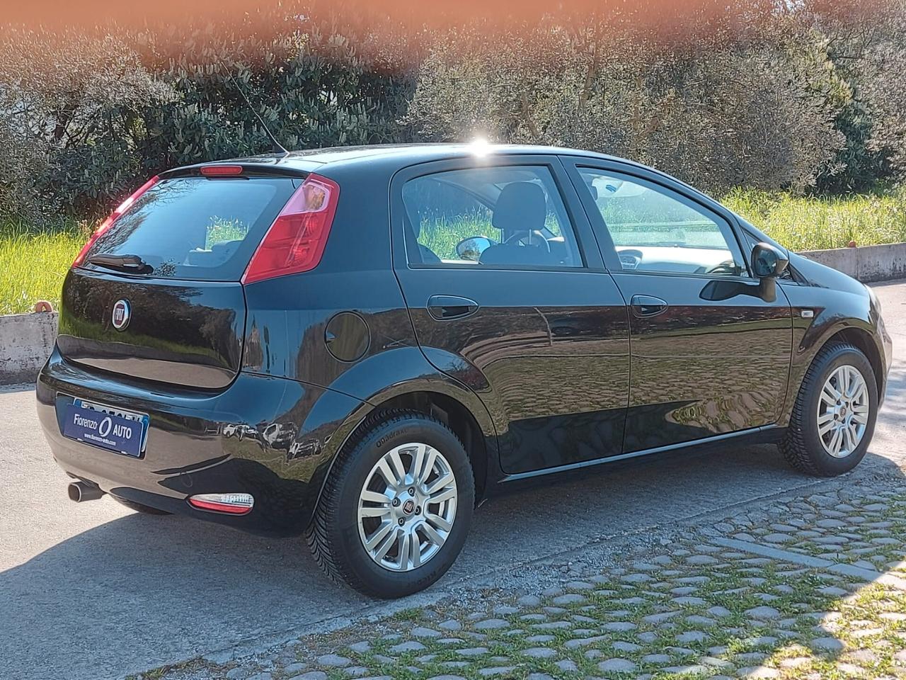 Fiat Punto 1.2 Lounge 69CV -IN ARRIVO-