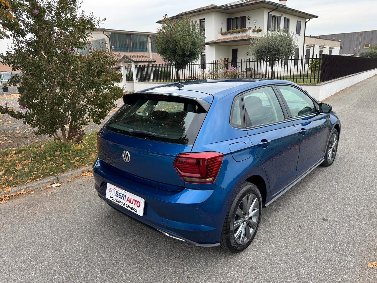 Volkswagen Polo 5p. Allestimento R-Line