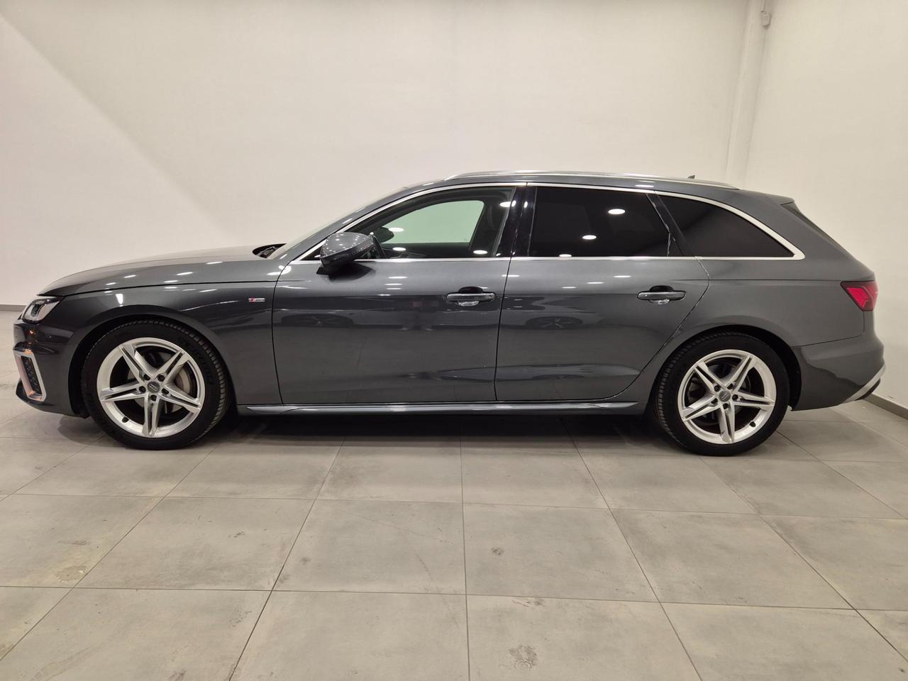 Audi A4 Avant 40 2.0 tdi S Line edition 190cv s-tronic - ACC/Lim - Sens. Park.
