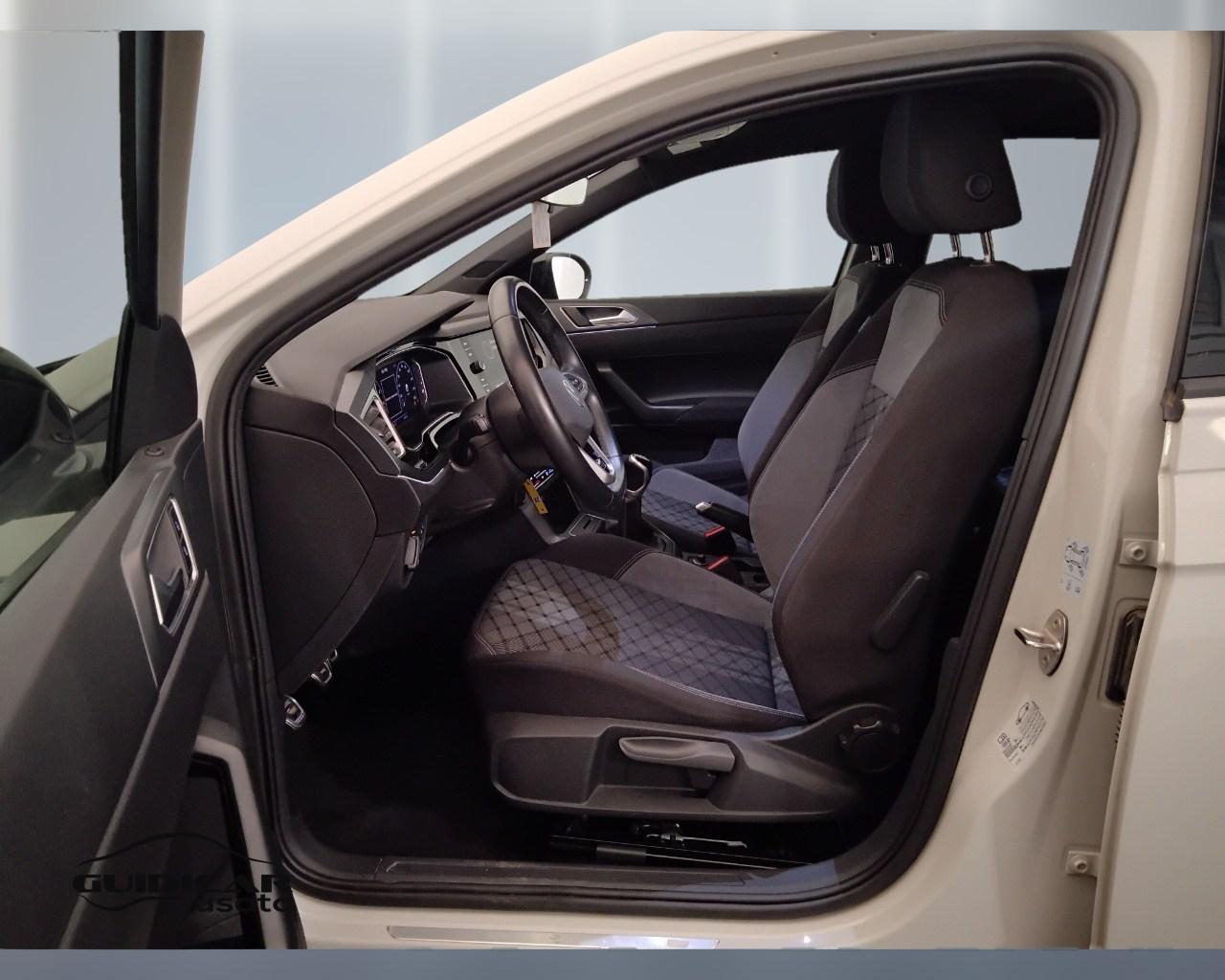 VOLKSWAGEN Taigo - Taigo 1.0 tsi R-Line 110cv