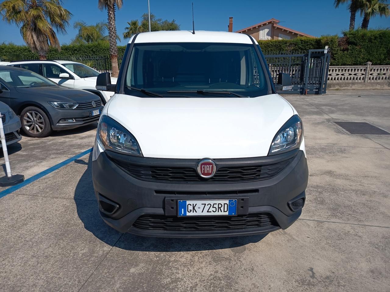 Fiat Doblo 1,6 diesel anno 2022 km 57,000.