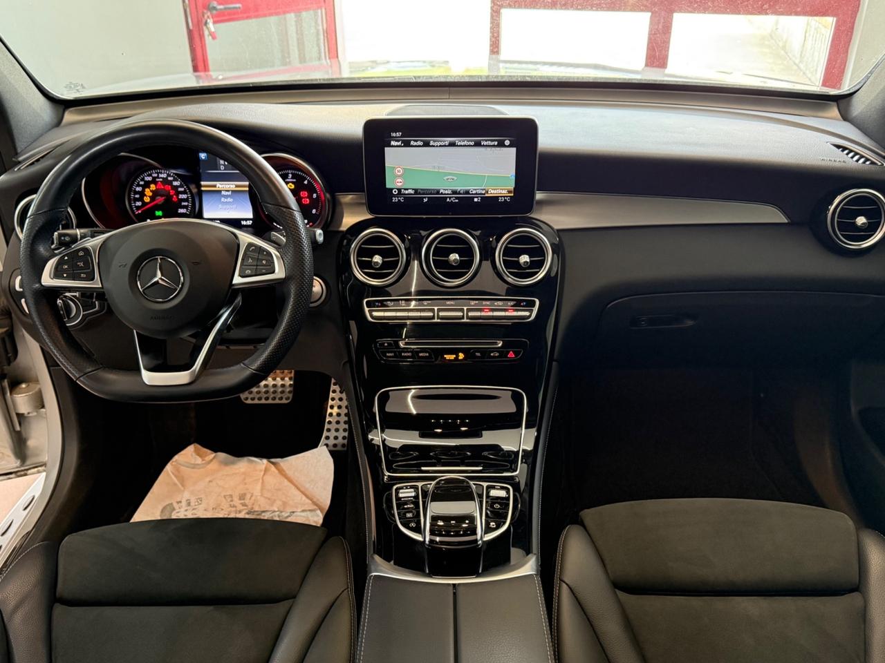 Mercedes-benz GLC 250d 4Matic Premium Amg Night Edition