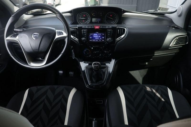 Lancia Ypsilon Lancia Ypsilon 1.2 69 CV 5 porte Platinum Unicoproprietario
