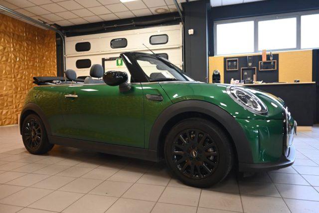 MINI Cooper C Cabrio 1.5 F57 1.5 ESSENTIAL AUT.NAVI CAM CRUISE LED FULL