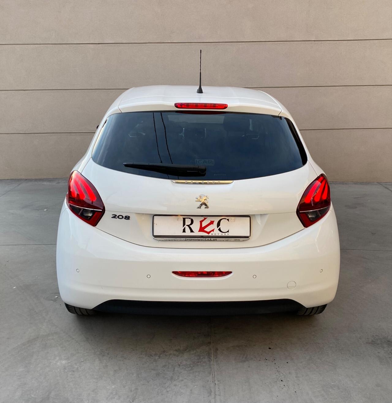 Peugeot 208 1.2 Benzina Signature
