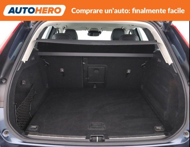 VOLVO XC60 B4 (d) AWD Geartronic Momentum