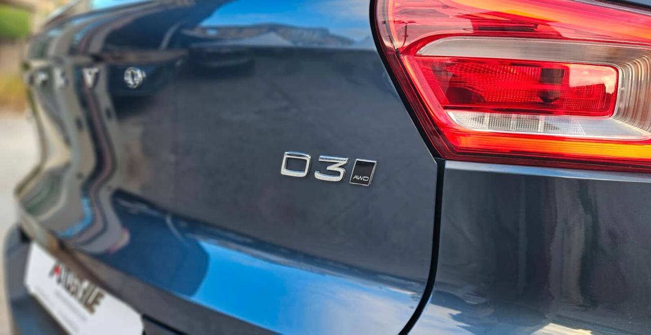 Volvo XC40 D3 AWD Geartronic Momentum